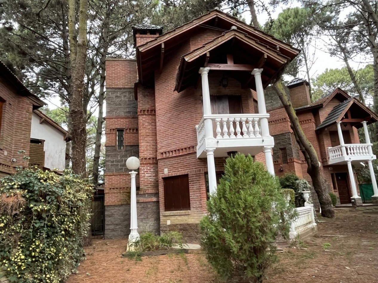 TRIPLEX en COSTA DEL ESTE