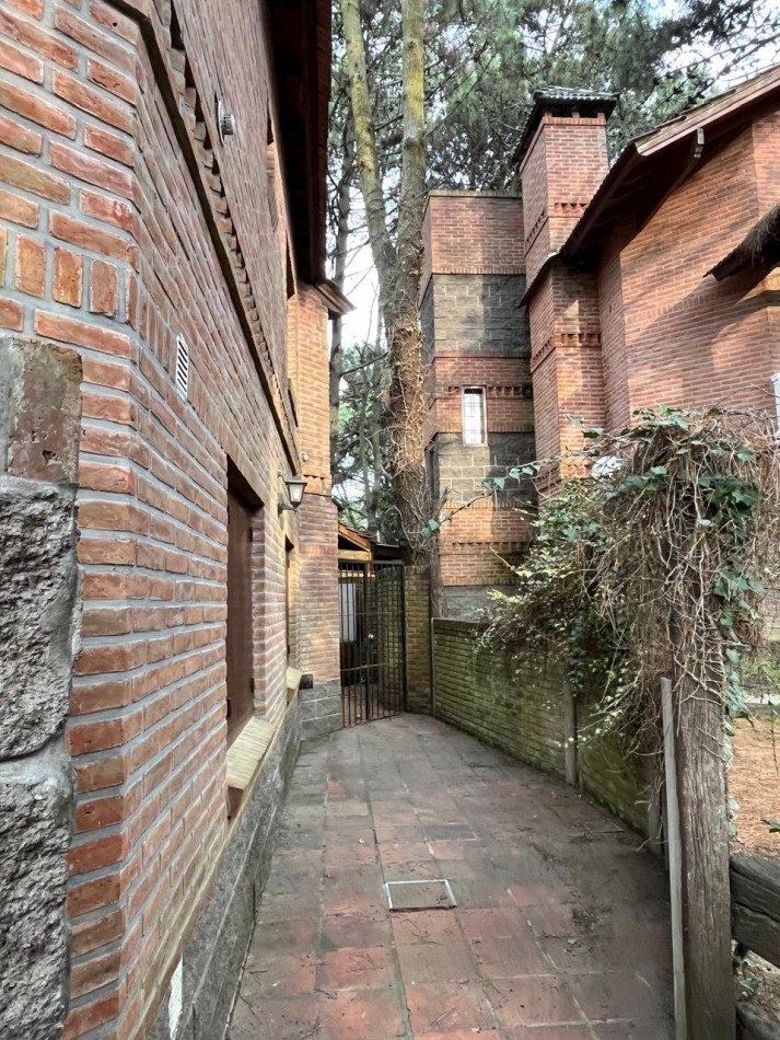 TRIPLEX en COSTA DEL ESTE