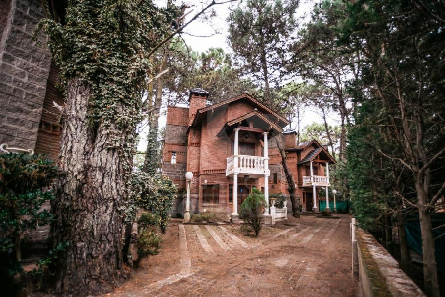 TRIPLEX en COSTA DEL ESTE