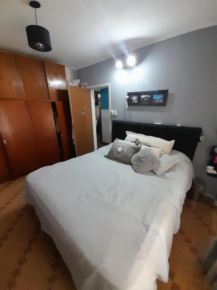 CASA, 2 AMBIENTES EN BERAZATEGUI