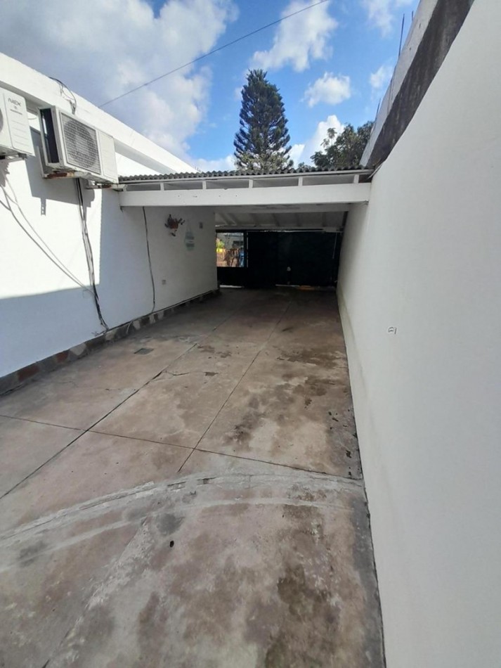 CASA, 2 AMBIENTES EN BERAZATEGUI