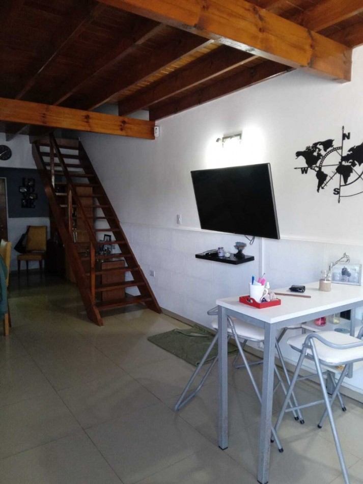 Casa en venta, de 6 ambientes Barrio el Peligro - Abasto La Plata