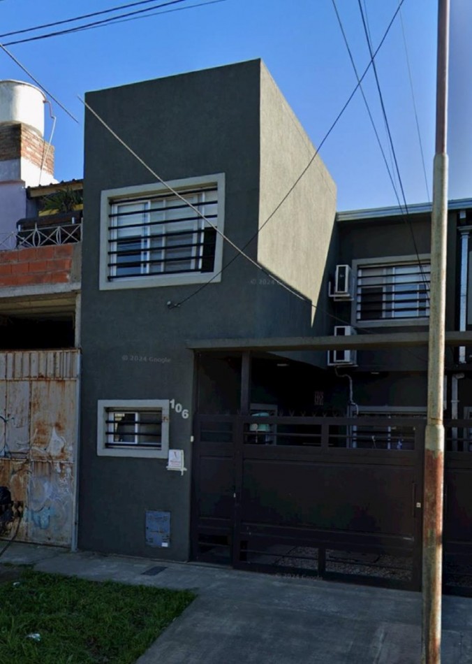 Duplex a la venta en Ezpeleta de 3 ambientes