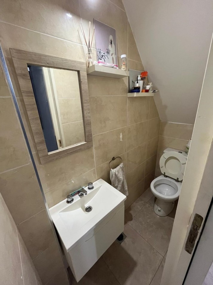 Duplex a la venta en Ezpeleta de 3 ambientes
