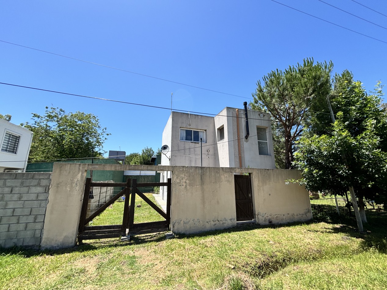 CASA DE 3 AMBIENTES EN EL PATO, A 1 CUADRA DE COLECTORA, BERAZATEGUI
