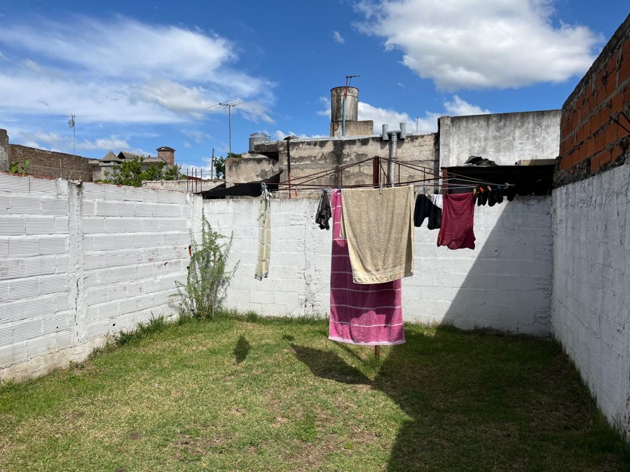 CASA 3 AMBIENTES Y DEPARTAMENTO INDEPENDIENTE, BOSQUES, FLORENCIO VARELA