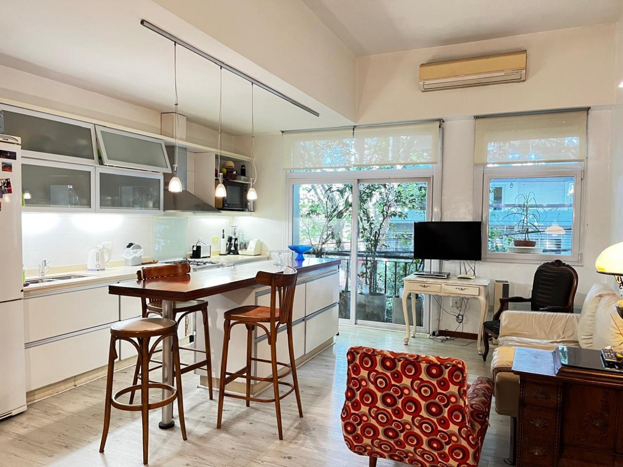 PH DE 2 AMBIENTES CON TERRAZA, QUINCHO Y BALCON AL FRENTE EN PALERMO
