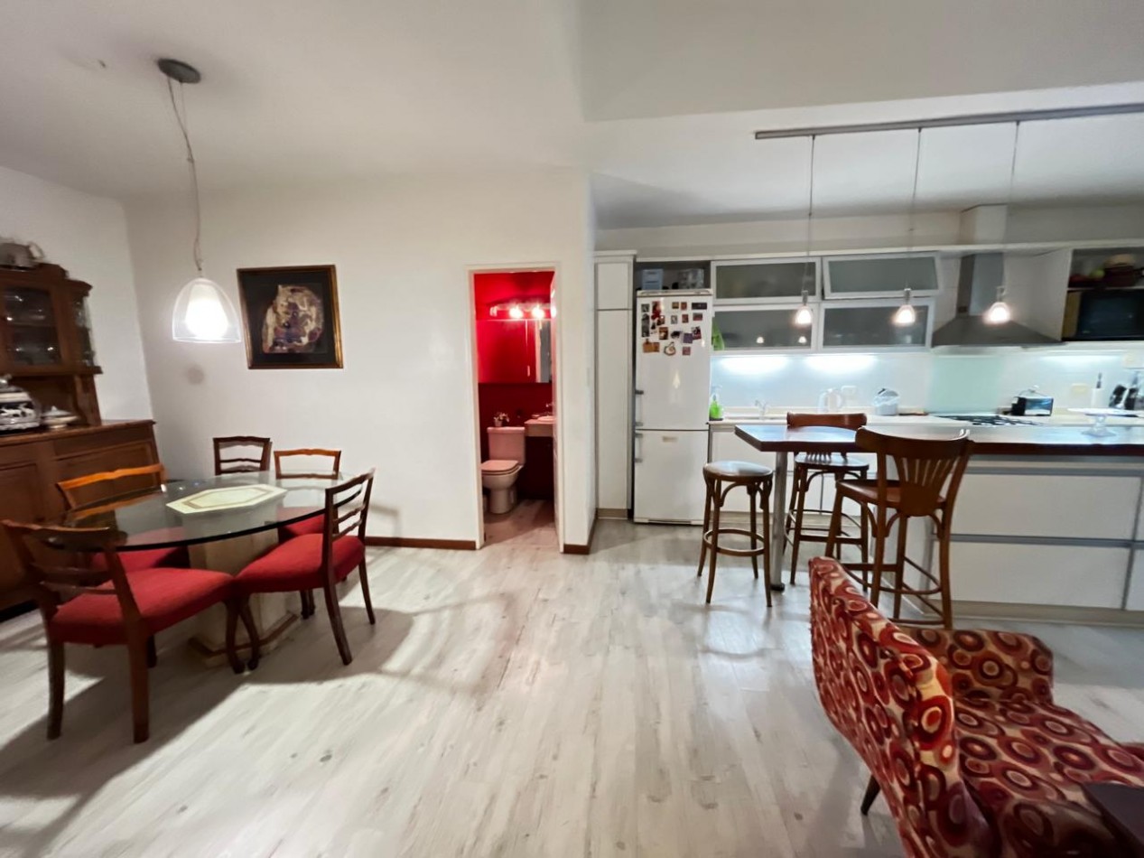 PH DE 2 AMBIENTES CON TERRAZA, QUINCHO Y BALCON AL FRENTE EN PALERMO