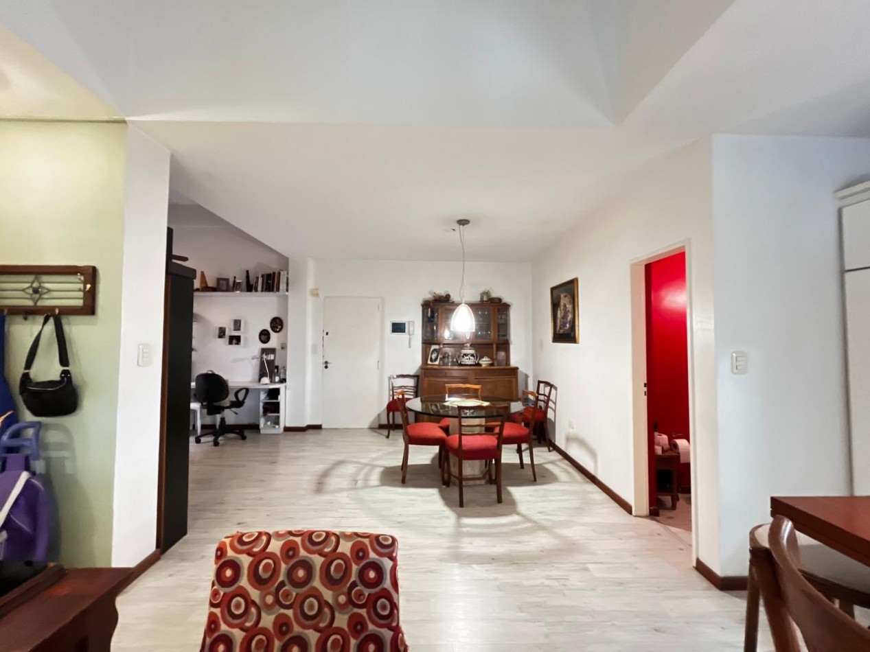PH DE 2 AMBIENTES CON TERRAZA, QUINCHO Y BALCON AL FRENTE EN PALERMO
