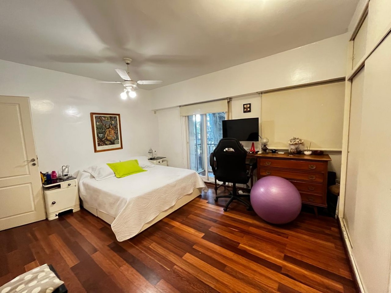 PH DE 2 AMBIENTES CON TERRAZA, QUINCHO Y BALCON AL FRENTE EN PALERMO