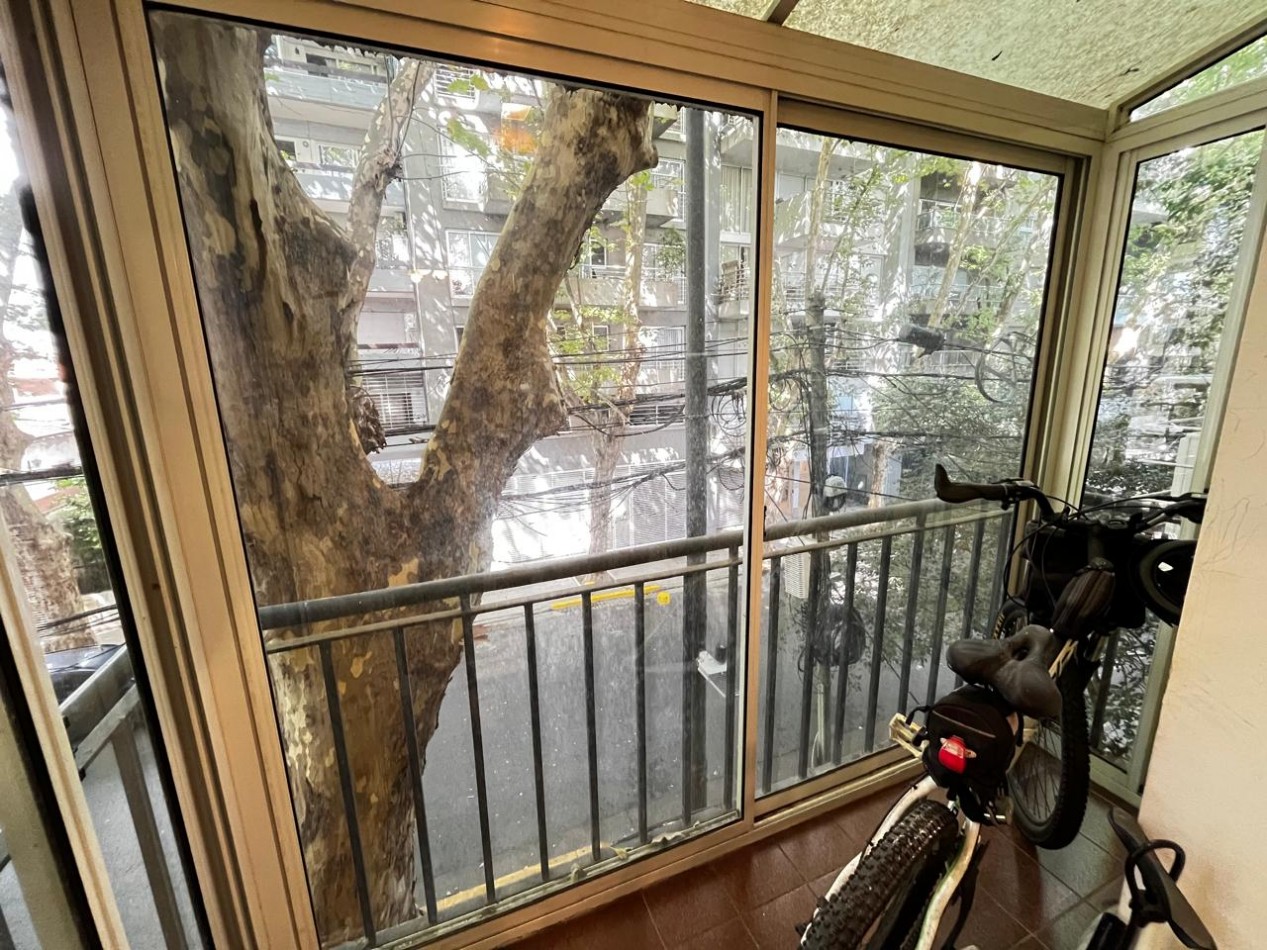 PH DE 2 AMBIENTES CON TERRAZA, QUINCHO Y BALCON AL FRENTE EN PALERMO