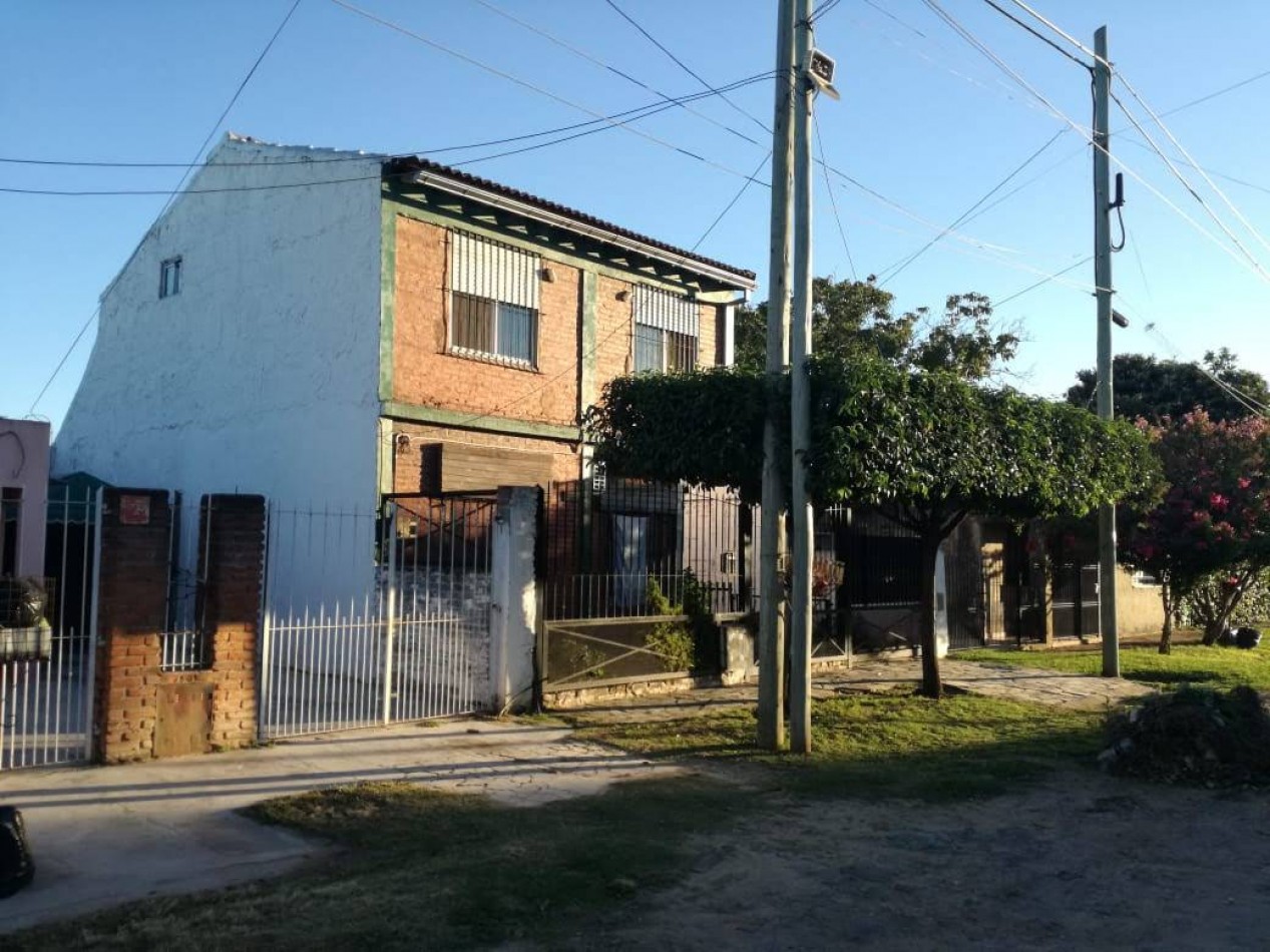 Venta Casa 4 ambientes