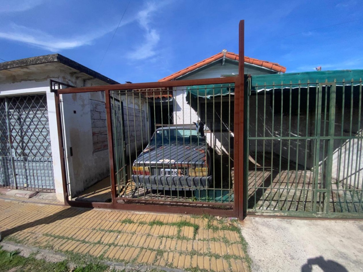 venta de propiedad con 3 casas