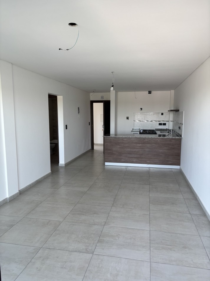 DEPARTAMENTO 2 AMBIENTES a Estrenar con COCHERA Berazategui