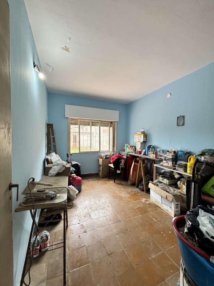 CASA CON LOCAL A LA VENTA EN VILLA ESPAÑA