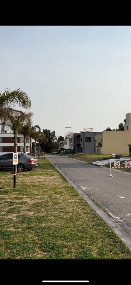 LOTE EN BARRIO V. FEDERICO PRIMERO, BERAZATEGUI - LISTO PARA ESCRITURAR