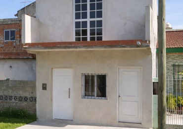 Departamento 2 ambientes en alquiler con patio