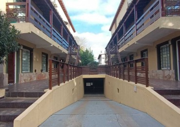 Departamento de 3 ambientes en planta baja con 2 cocheras - Pinamar