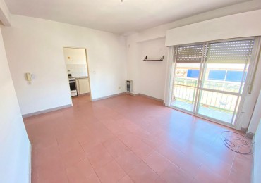 VENTA 2 AMBIENTES - FLORENCIO VARELA CENTRO